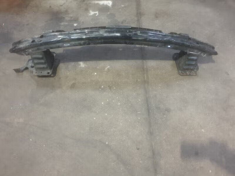 BUMPERBALK VOOR Opel Vectra C Caravan (01-2003/01-2009), Bahnhofsplatz 65423 Rüsselsheim am Main, DE, Gebruikt, Opel, Opel Automobile GmbH