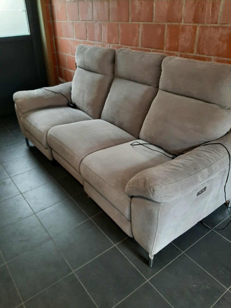 driezit met beiden kanten relax op stroom, Ophalen, Zo goed als nieuw, Stof, Modern