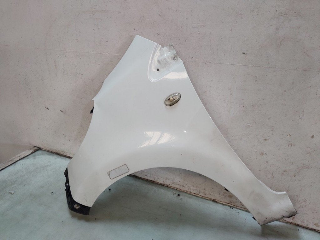 SPATBORD LINKS VOOR Peugeot 107 (01-2005/05-2014) (|7840Q7|), Auto-onderdelen, Carrosserie, Spatbord, Peugeot, Voor, Links, Gebruikt