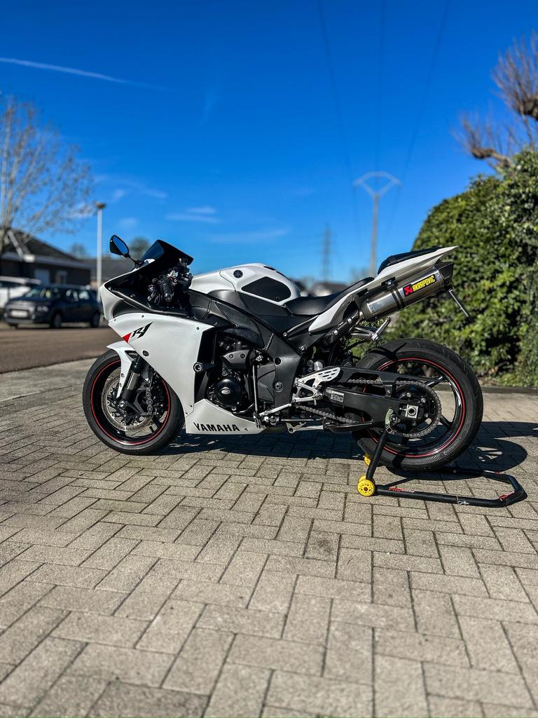 Yamaha YZF R1, Motoren, Motoren | Yamaha, Sportuitlaat, 4 cilinders, Motorrijbewijs A, Gebruikt
