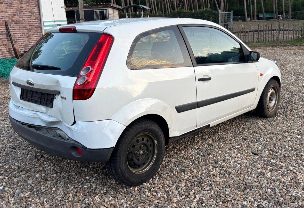 Ford fiesta, Auto's, Voorwielaandrijving, Stof, Zwart, 4 cilinders