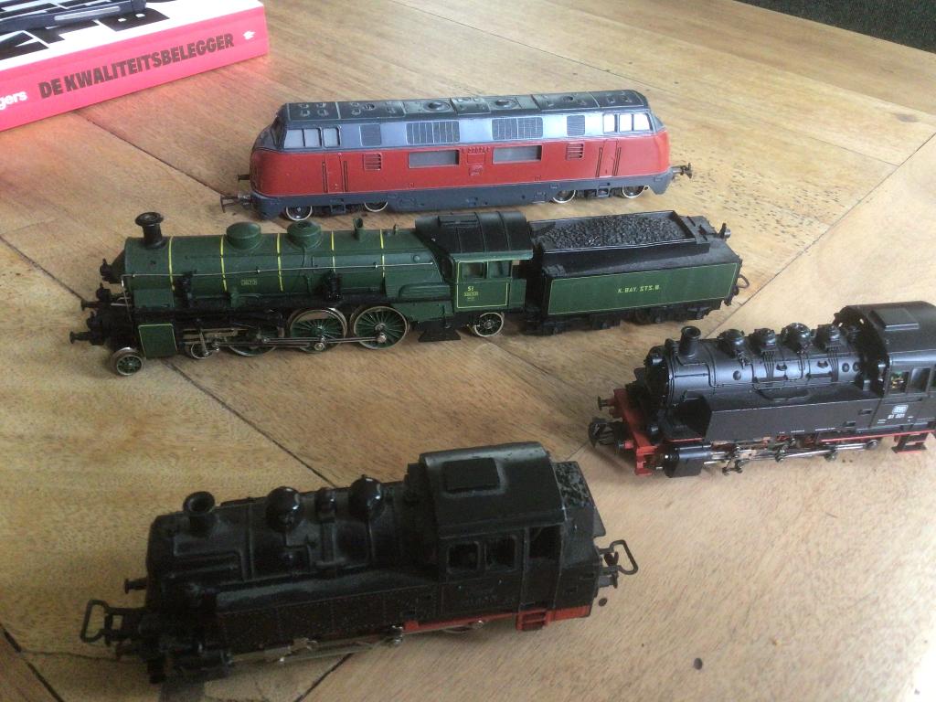 marklin 4 loks allerhande, Enlèvement ou Envoi, Courant alternatif, Utilisé, Set de Trains
