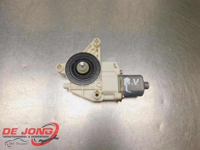 Moteur de vitre portière d'un Mercedes GLA, 3 mois de garantie, Utilisé, -, -