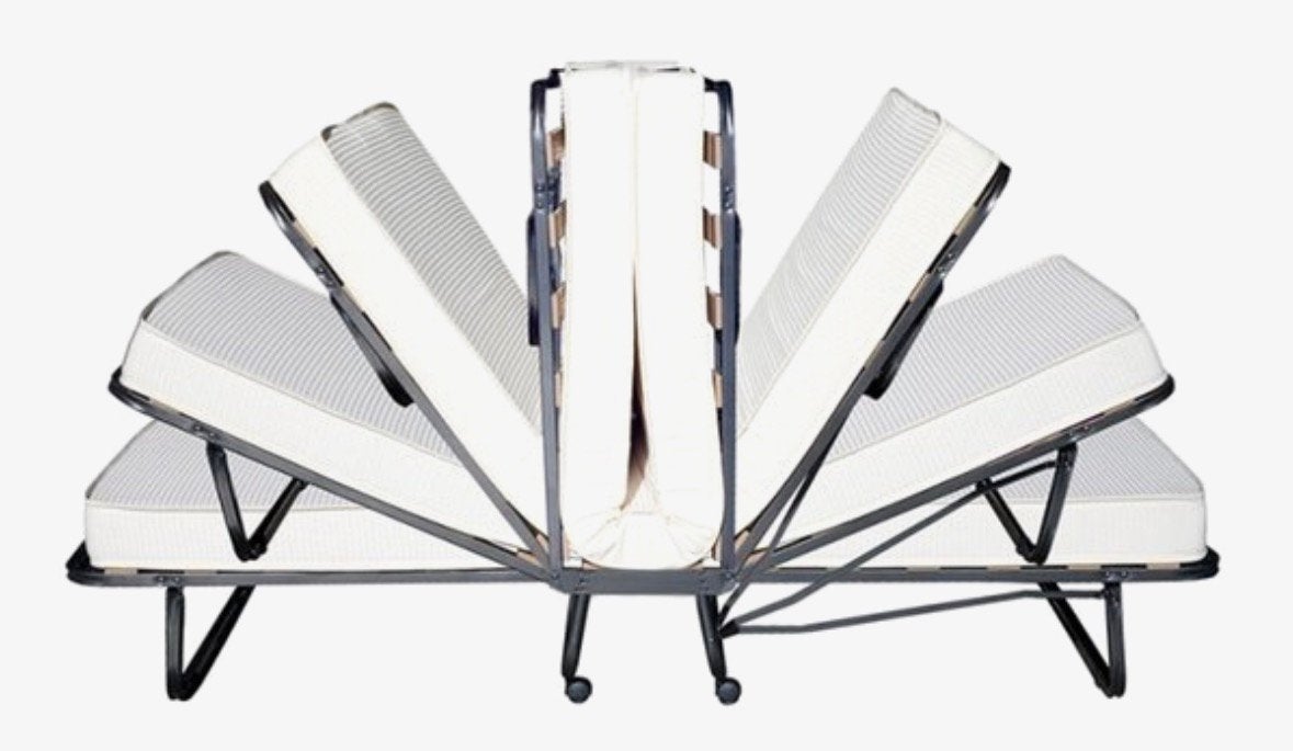 Logeerbed met beschermhoes, wieltjes en matras, Eenpersoons, Zwart, Ophalen of Verzenden, Zo goed als nieuw