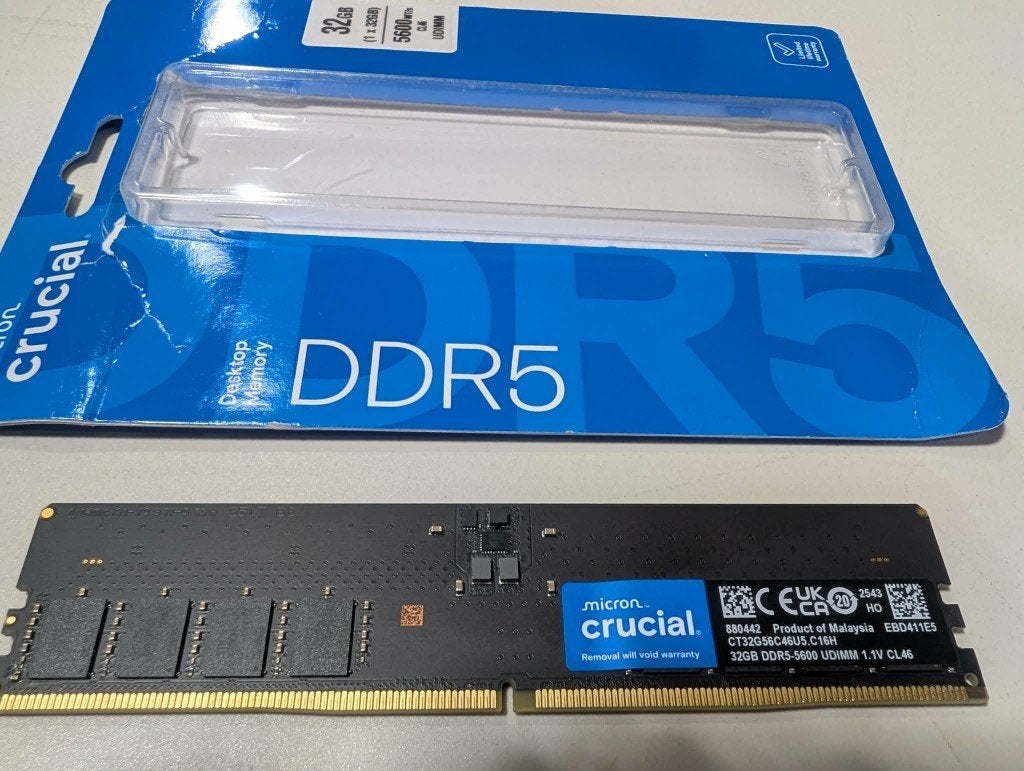 1x32GB DDR5 5600Mhz + Asus Tuf Gaming B650 plus wifi, Computers en Software, RAM geheugen, 32 GB, Ophalen of Verzenden, Zo goed als nieuw