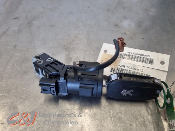 Serrure de contact + clé d'un Peugeot Partner, -, 3 mois de garantie, Utilisé, -