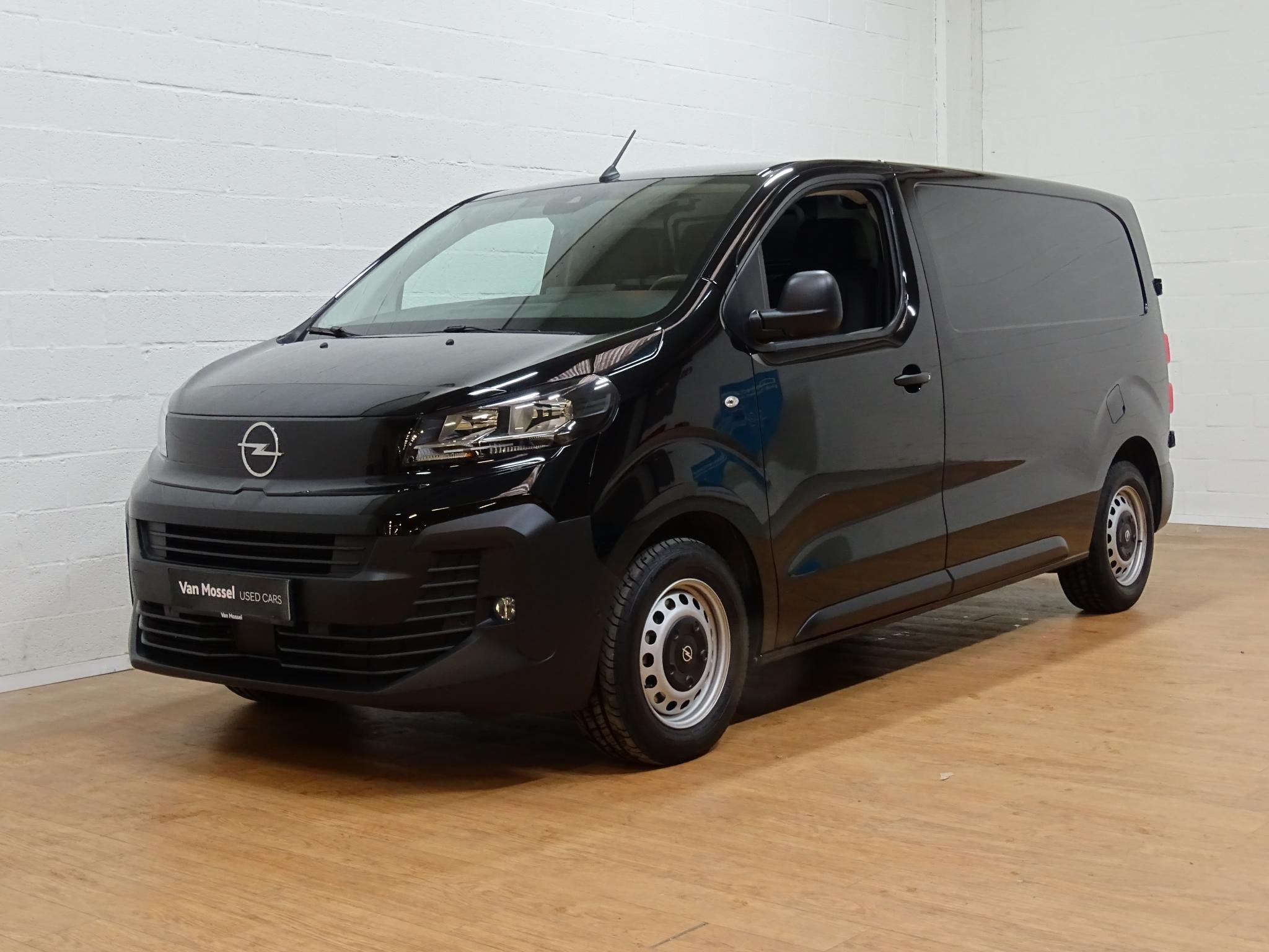 Opel Vivaro 1.5 Turbo D 120 S/S MT6 L2H1, Achat, 1800 kg, 4 portes, Entreprise