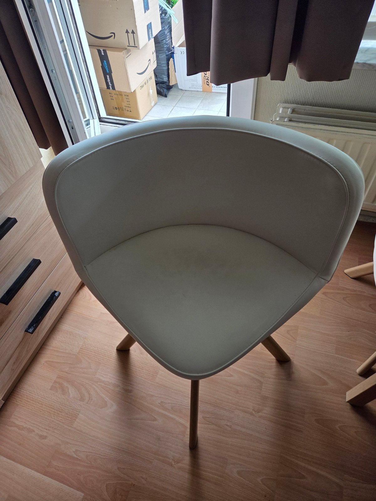 4 keukenstoeltjes te koop, Ophalen, Overige typen, Zo goed als nieuw, Wit