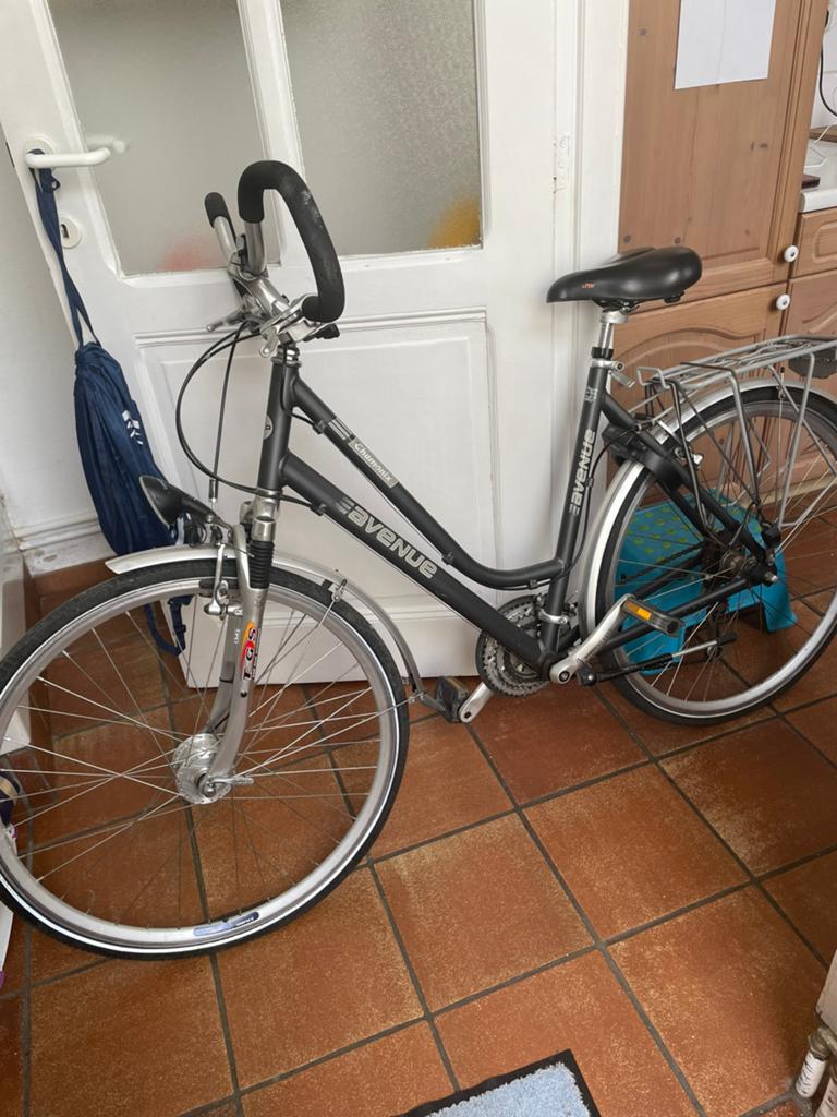 Vélo de ville Avenue Chamonix – très bon état, Enlèvement, Comme neuf