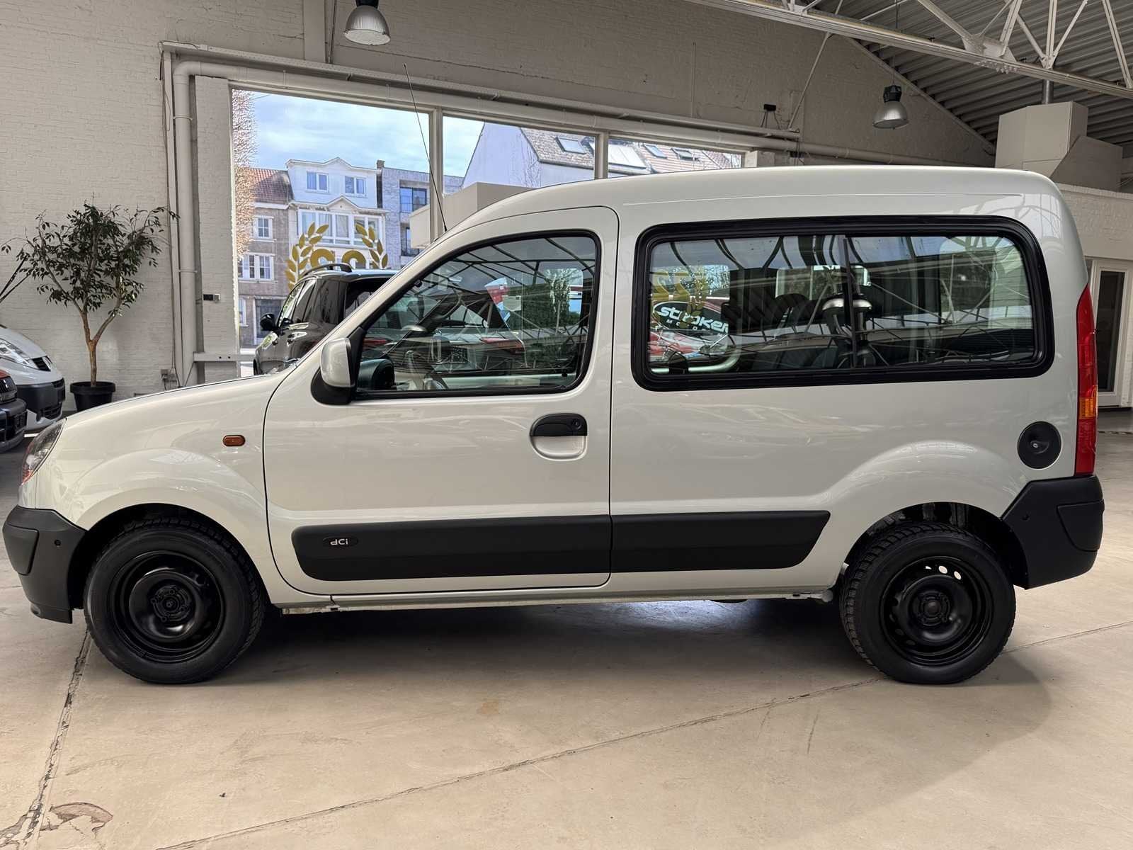 Renault Kangoo 1.5 Diesel Transport en fauteuil roulant 2004, Autos, Renault, Achat, Entreprise, Boîte manuelle, Autre carrosserie