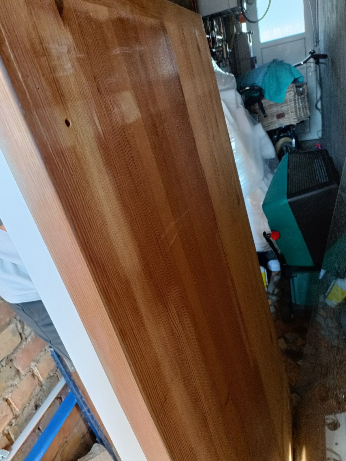 Gratis tafel, Enlèvement, Bois
