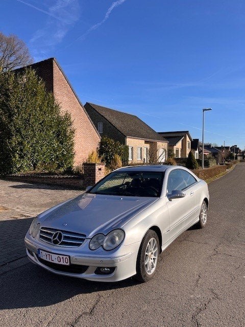 MERCEDES CLK220CDI, Autos, Mercedes-Benz, Particulier, CLK, ABS, Airbags, Air conditionné, Climatisation automatique, Phares Bi-Xénon