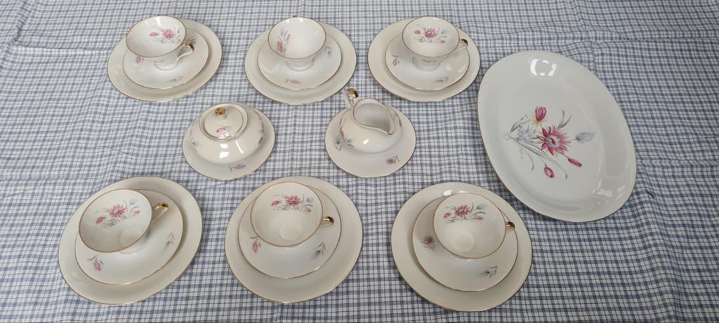 Kronester porseleinen set, Antiek en Kunst, Ophalen