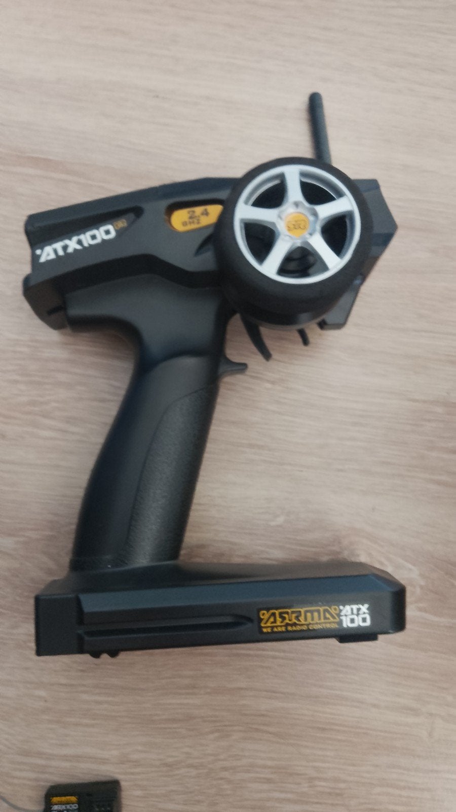 Arrma ATX100 + 3 ontvangers, Ophalen of Verzenden, Zo goed als nieuw
