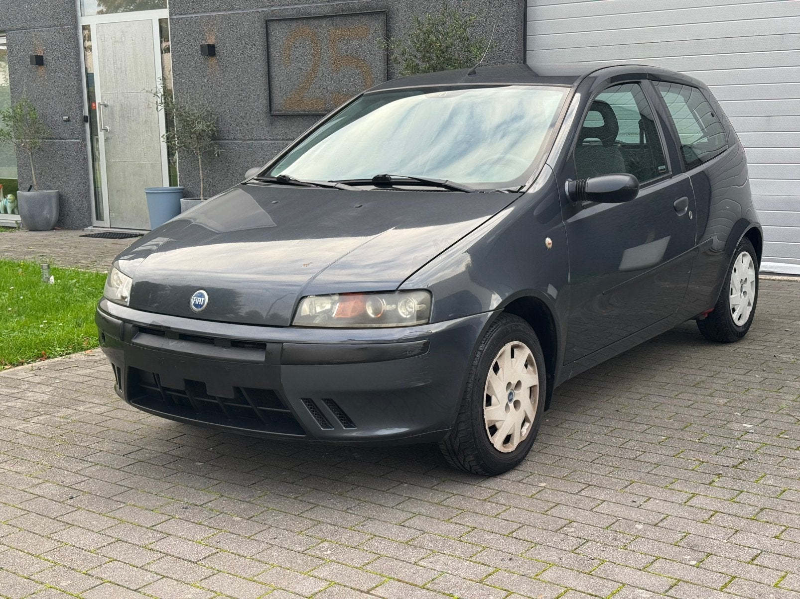 Fiat Punto 1.2i Essence/Premier propriétaire/Approuvé, 1242 cm³, Achat, Entreprise, 5 places