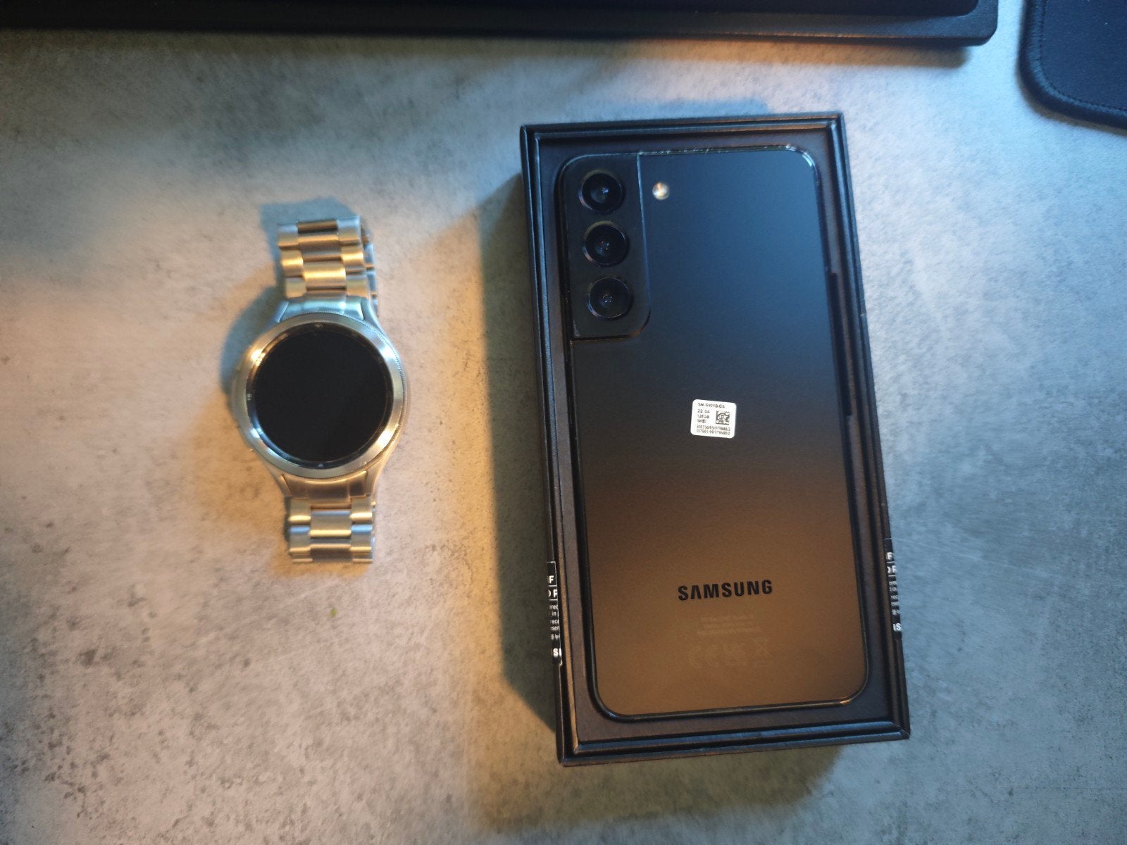 Samsung Galaxy s22 + Galaxy Watch 4 classic, Télécoms, Téléphonie mobile | Samsung, Enlèvement, Galaxy S22