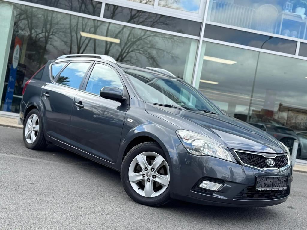 Kia Ceed / cee'd Attelage de remorque airco cruise voiture r, Autos, Achat, 90 ch, https://public.car-pass.be/vhr/92bc60ac-8a47-4069-ad14-2b942bdb396a