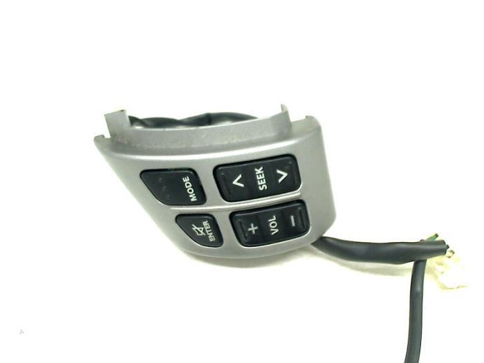 Commande radio volant d'un Suzuki Swift, -, 3 mois de garantie, Utilisé, -