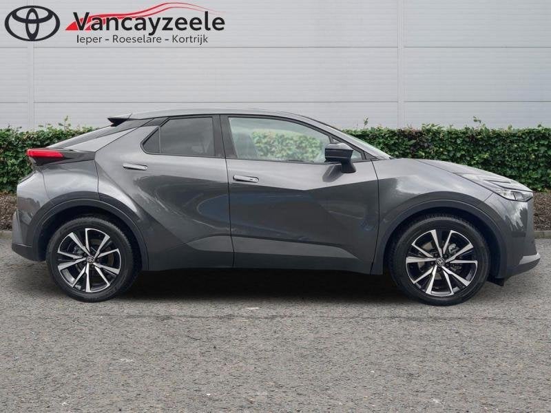 Toyota C-HR Dynamic Plus+cam+nav+sens V+A, Auto's, Toyota, Automaat, 5 deurs, Hybride Elektrisch/Benzine, 140 pk