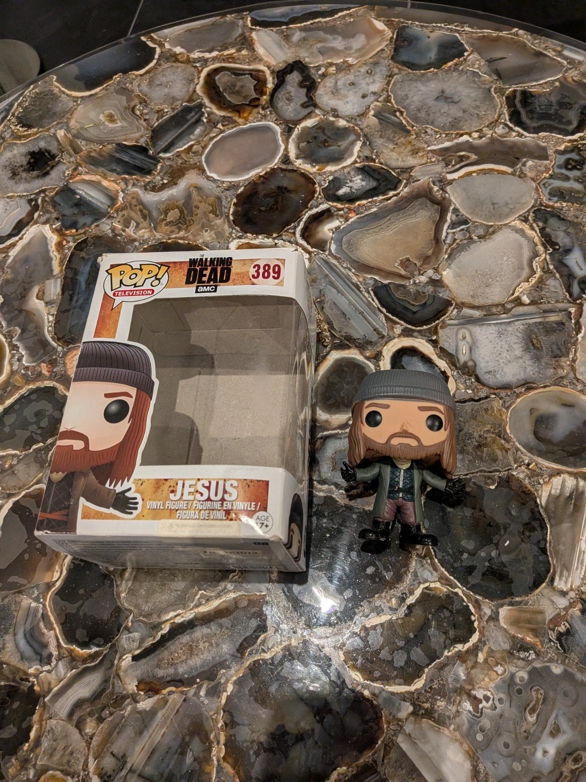Funko Pop Jesus #389 - The Walking Dead (Boîte abîmée), Enlèvement ou Envoi, Figurine