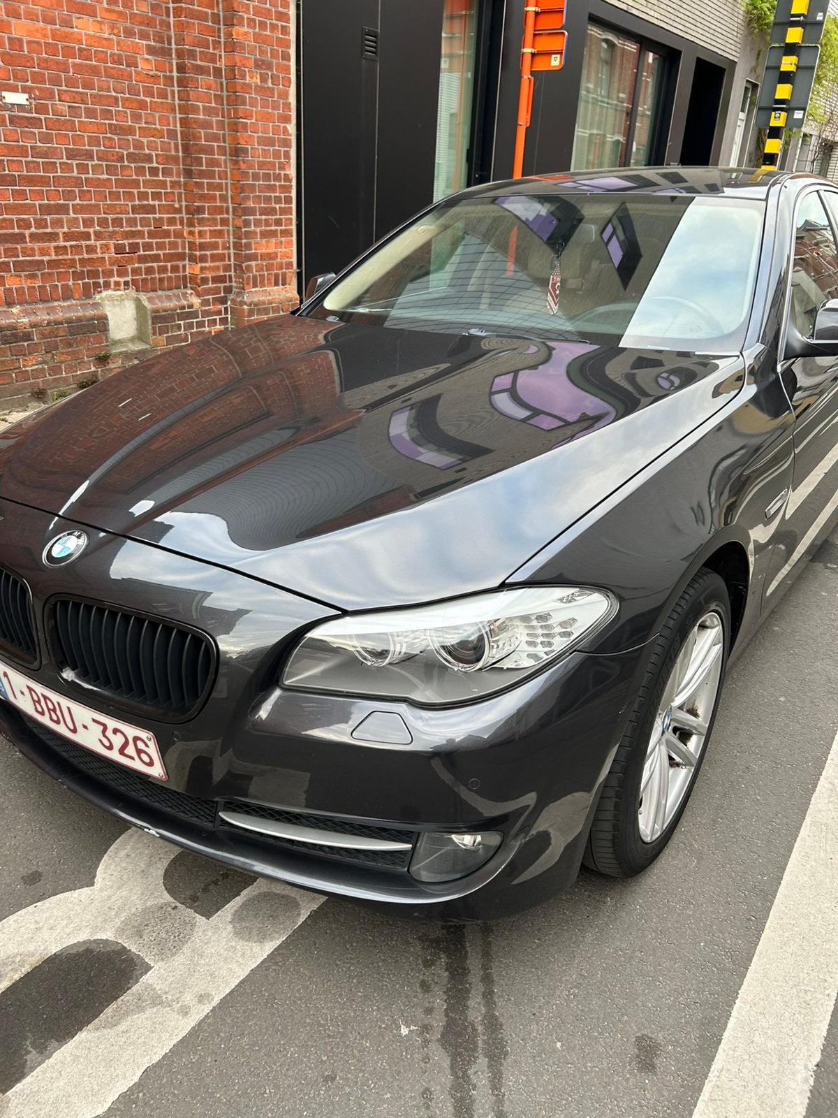 BMW-520, Autos, BMW, Cuir, Beige, Boîte manuelle, 5 portes