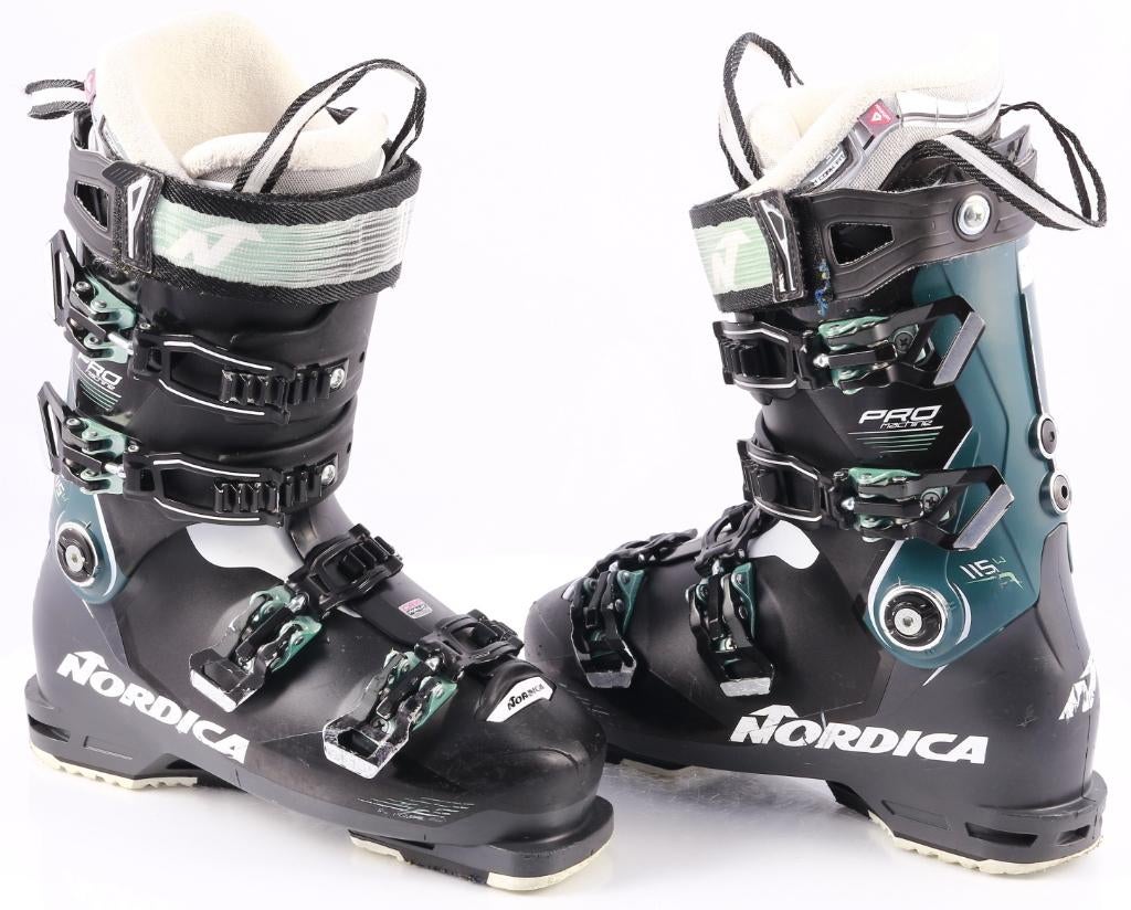 Chaussures de ski 39 40 EU pour femmes NORDICA PRO, Carving, Enlèvement ou Envoi, Utilisé, Nordica