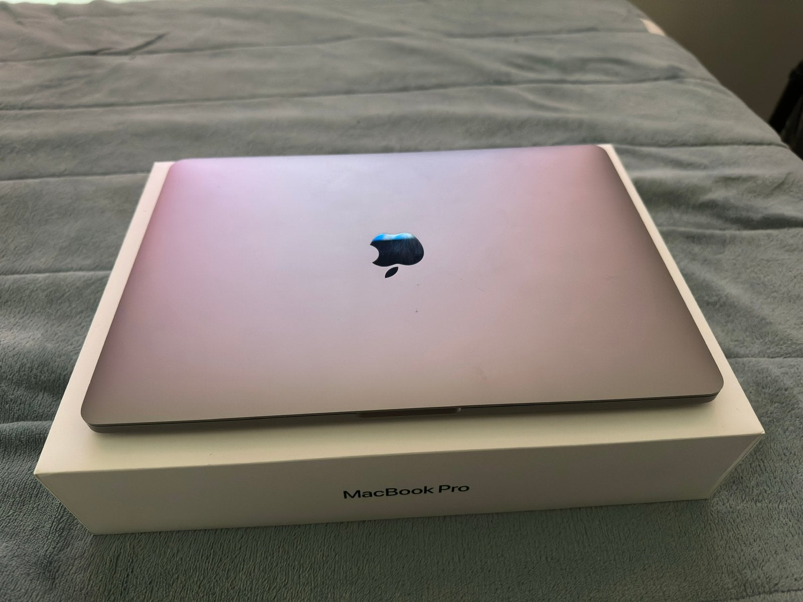 Macbook pro, Informatique & Logiciels, Apple Macbooks, Comme neuf, MacBook, 13 pouces, 3 à 4 Ghz, 512 GB, 16 GB, Azerty, Enlèvement