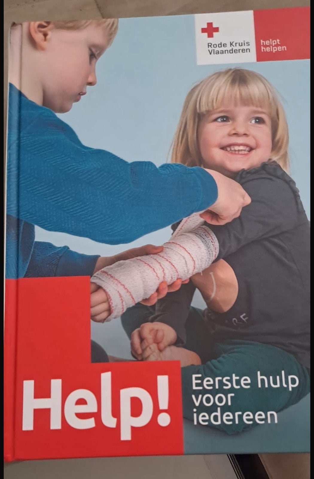 Boek EHBO rode kruis, Ophalen, Zo goed als nieuw