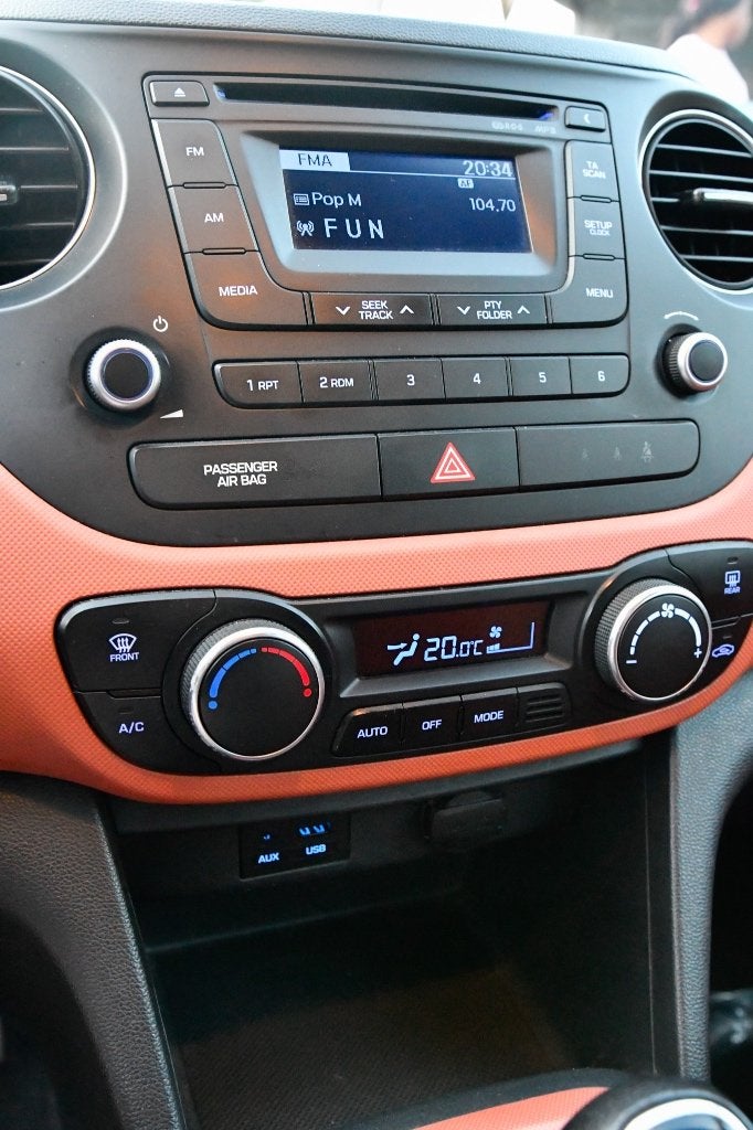 Hyundai i10 1.0i *AC*Cruise*, Euro 5, Entreprise, Boîte manuelle, Entretenue par le concessionnaire