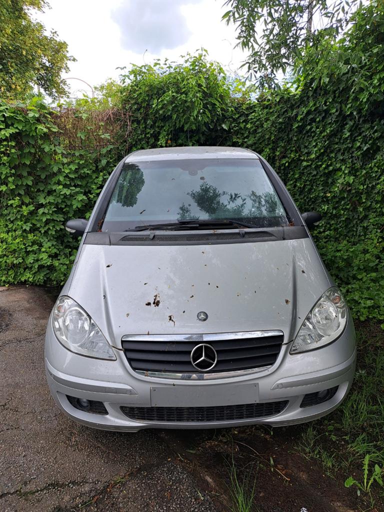 Voiture mercedes, Animaux & Accessoires, Utilisé, Fermé(e)