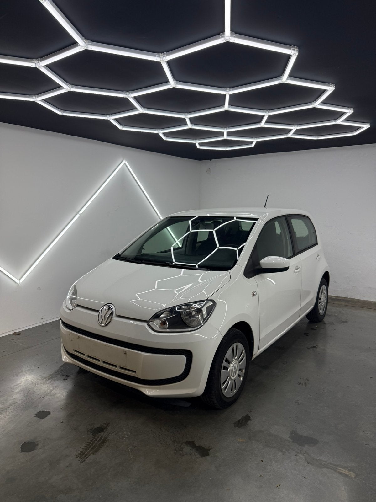 Volkswagen Up| 2016| SLECHTS 61.097KM| GARANTIE, Auto's, Voorwielaandrijving, Euro 5, Stof, Wit