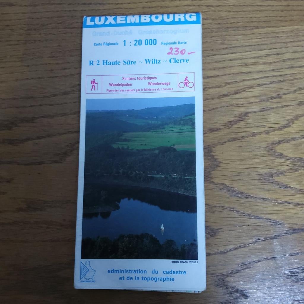 Luxemburg: Topografische wandelkaart, Ophalen of Verzenden, Gelezen