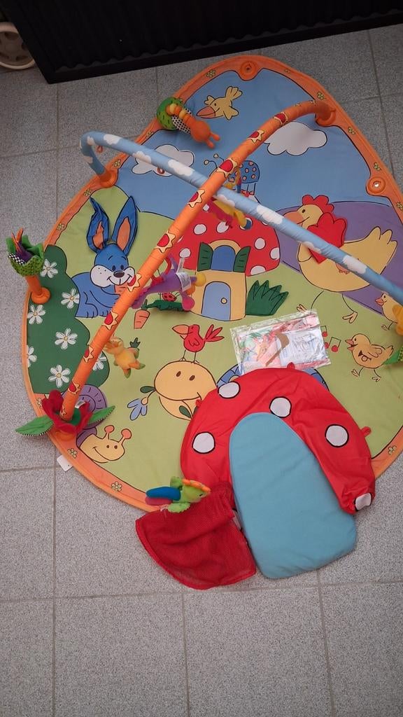 Tapis de jeu pour bébé Tiny Love avec nœuds réglables et jou, Enlèvement, Comme neuf