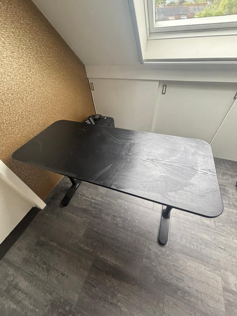 Bureau IKEA, Ophalen, Zwart, Gebruikt, Hout
