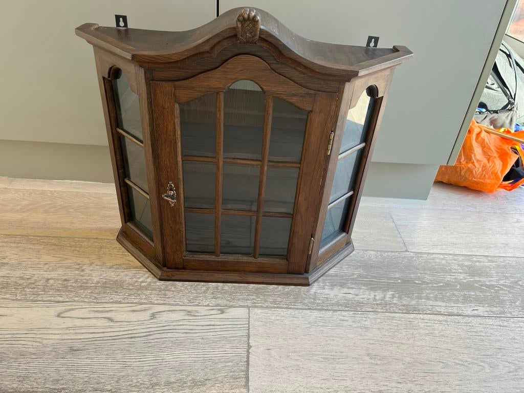 Vintage houten wandvitrine met glas – brocante vitrinekastje, Maison & Meubles, Cheminées, Comme neuf, Enlèvement