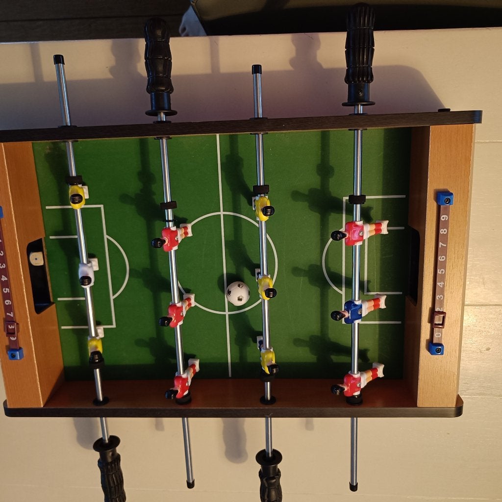 Tafelvoetbal, Ophalen, Gebruikt