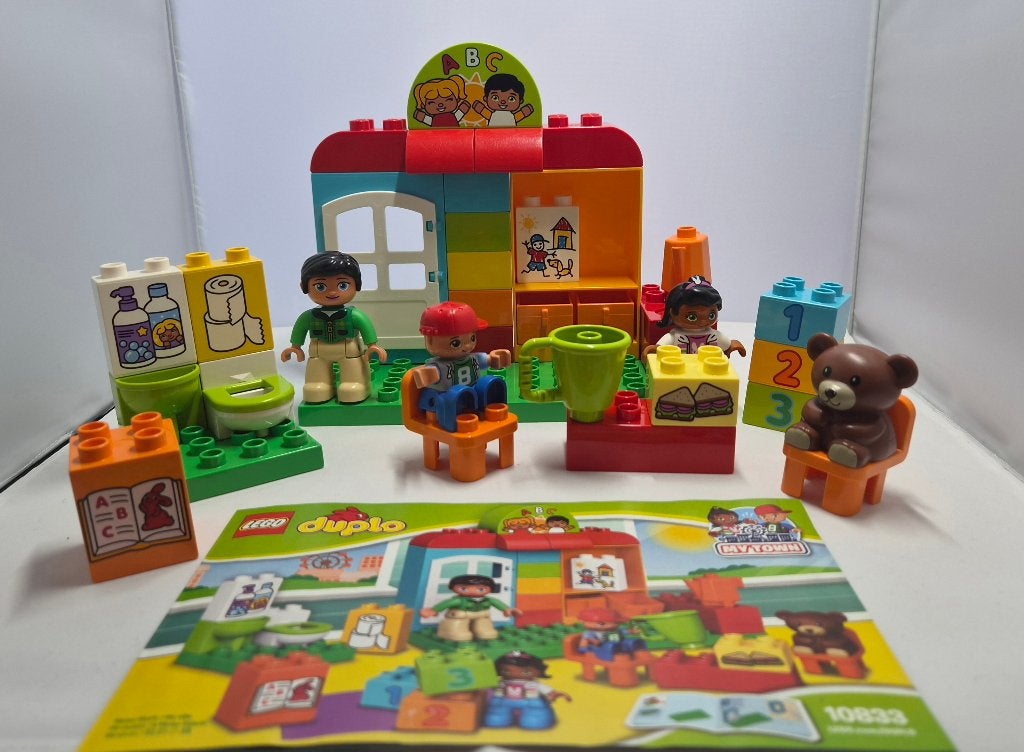 LEGO DUPLO 10833 - Kleuterschool / Peuterspeelzaal, Gebruikt, Overige thema's, Ophalen of Verzenden, Duplo