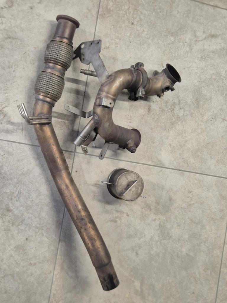 Downpipe Audi a3 1.6tdi / vw Golf 1.6tdi bj vanaf 2014, Ophalen, Audi