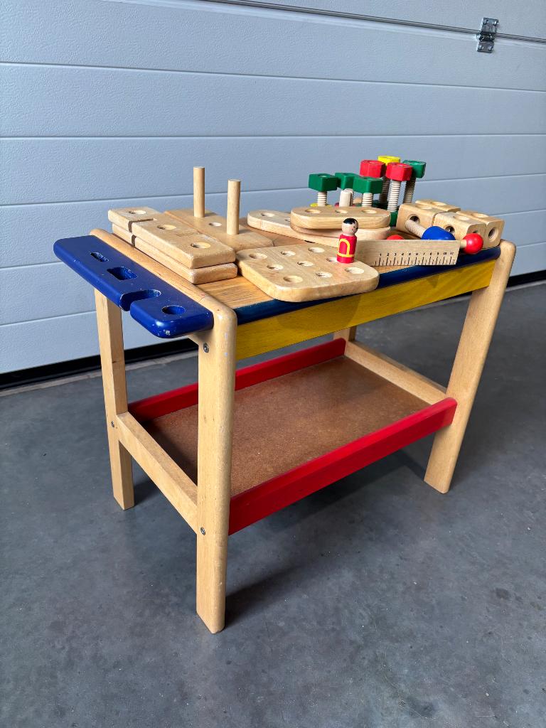Houten speel / werkbank met toebehoren, Kinderen en Baby's, Ophalen, Gebruikt, Meubelstuk of Keukentje