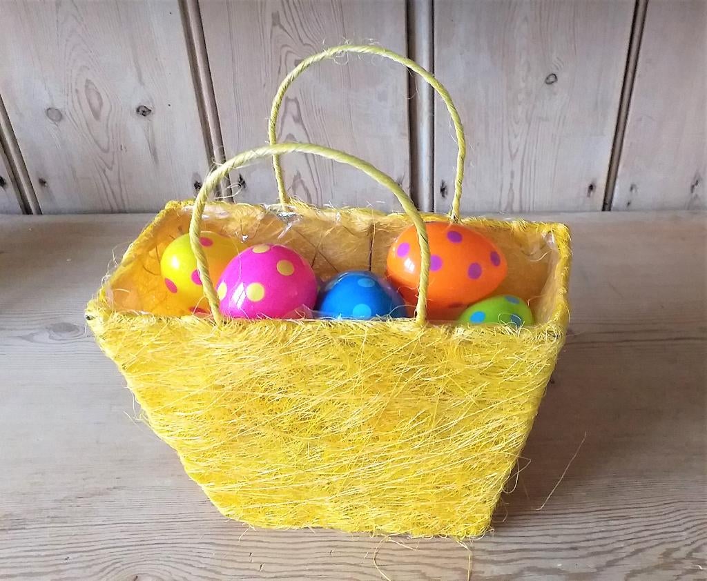 Panier jaune rempli d'œufs, Enlèvement, Comme neuf