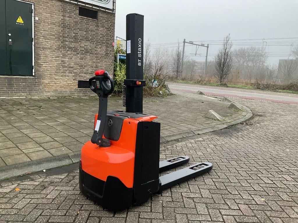 Toyota BT SWE080L 2000KG 1.58METER STAPELAAR / HEFTRUCK, Zakelijke goederen, Overige aandrijving, Stapelaar, Toyota BT