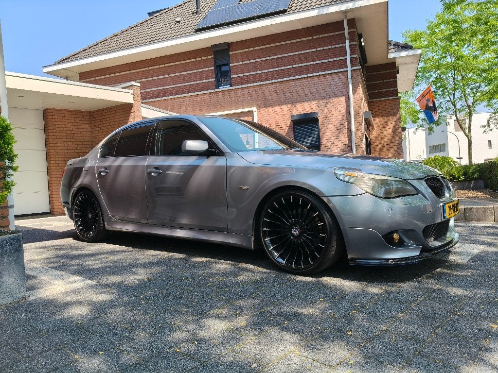 Bmw E60 525i M Sport 20 inch Alpina Topstaat !!, Autos, Cuir, Argent ou Gris, Entretenue par le concessionnaire, Noir