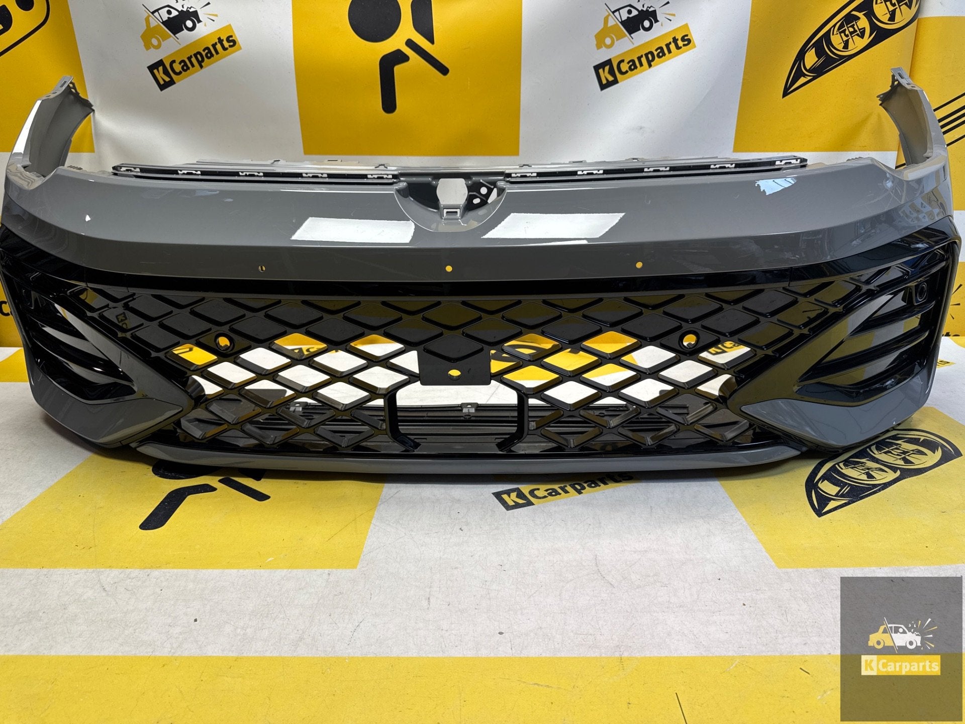 Pare-chocs avant VW Golf 8 R-line restyl 5H0807221S 6xPDC, Info@fabrikant.eu, Fabrikant BV, Pare-chocs, Utilisé