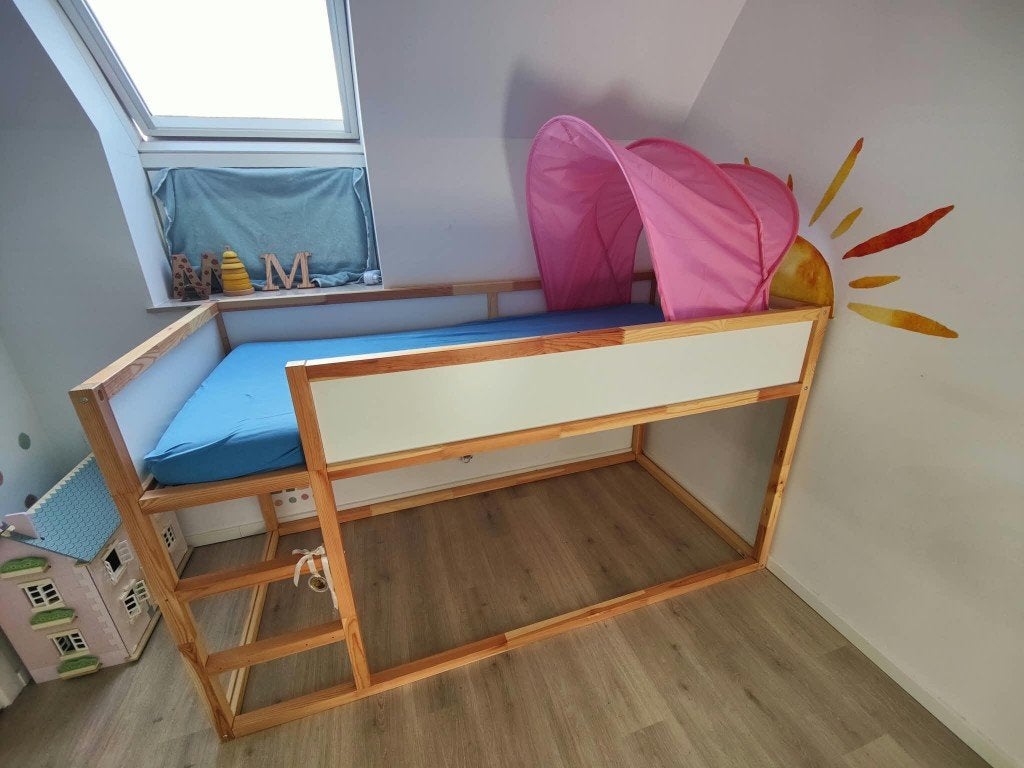 Lit enfant IKEA KURA + Matelas + Tente Rose, Enlèvement, Comme neuf, Lit mi-hauteur mezzanine