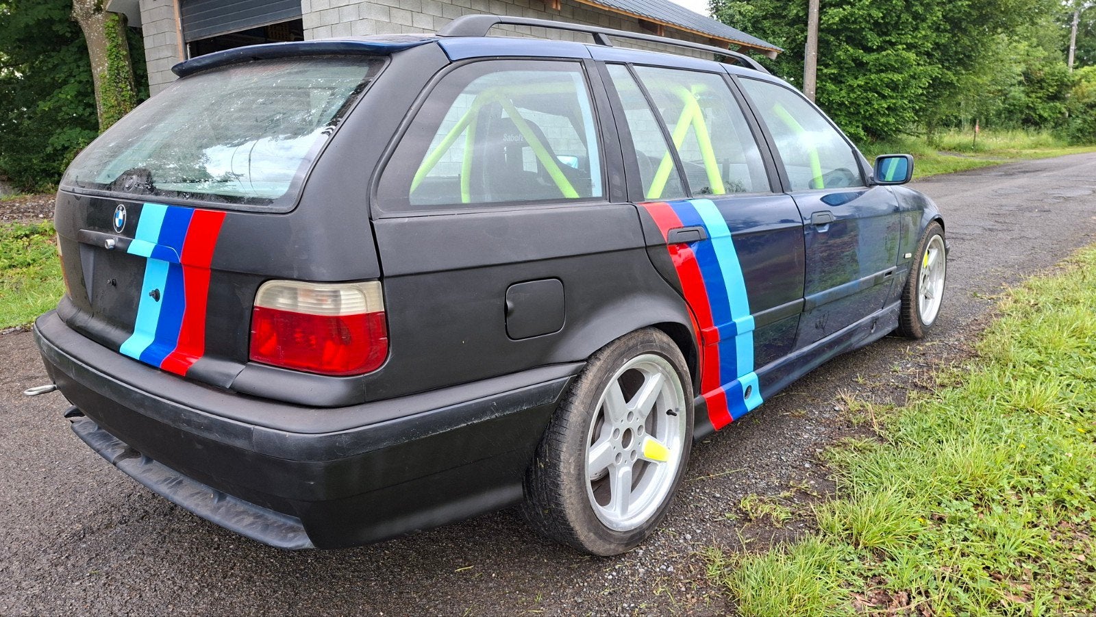 323i touring, Enlèvement ou Envoi