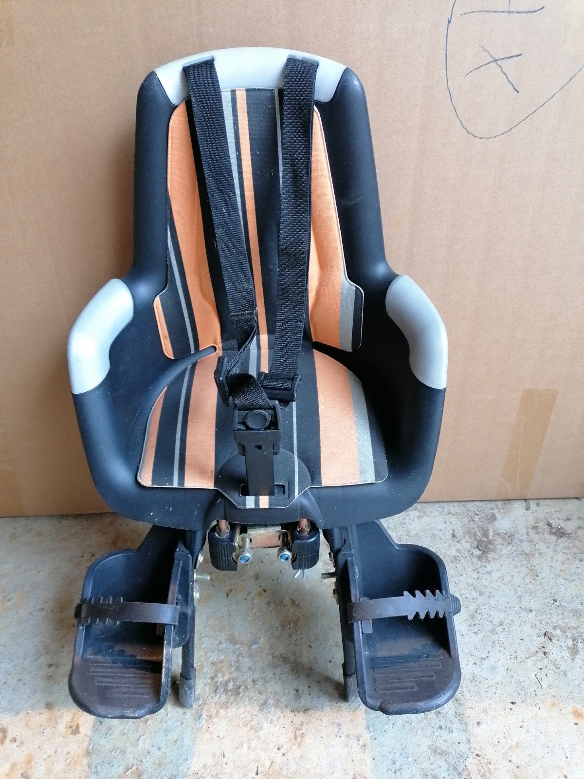 kinderzitje stuurzitje, Ophalen, Bobike, Gebruikt, Voetsteuntjes
