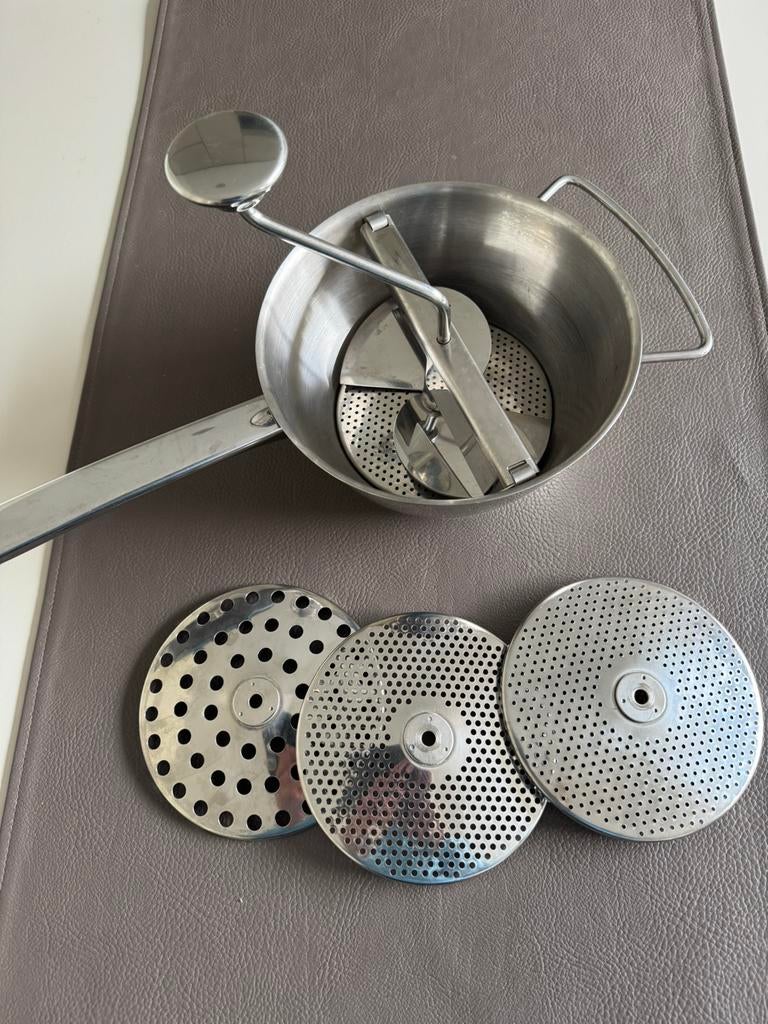 Passe vite, Maison & Meubles, Enlèvement, Comme neuf, Inox