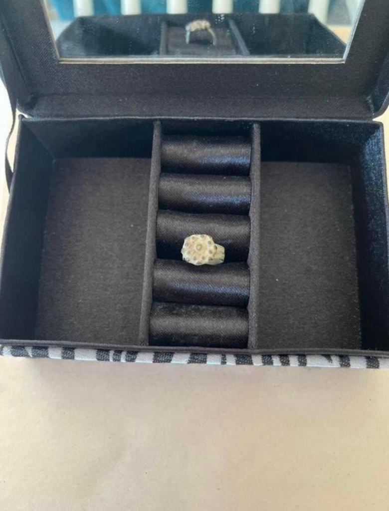 Antieke  Ring ( lot 7 ), Antiek en Kunst, Antiek | Brons en Koper, Ophalen of Verzenden, Brons