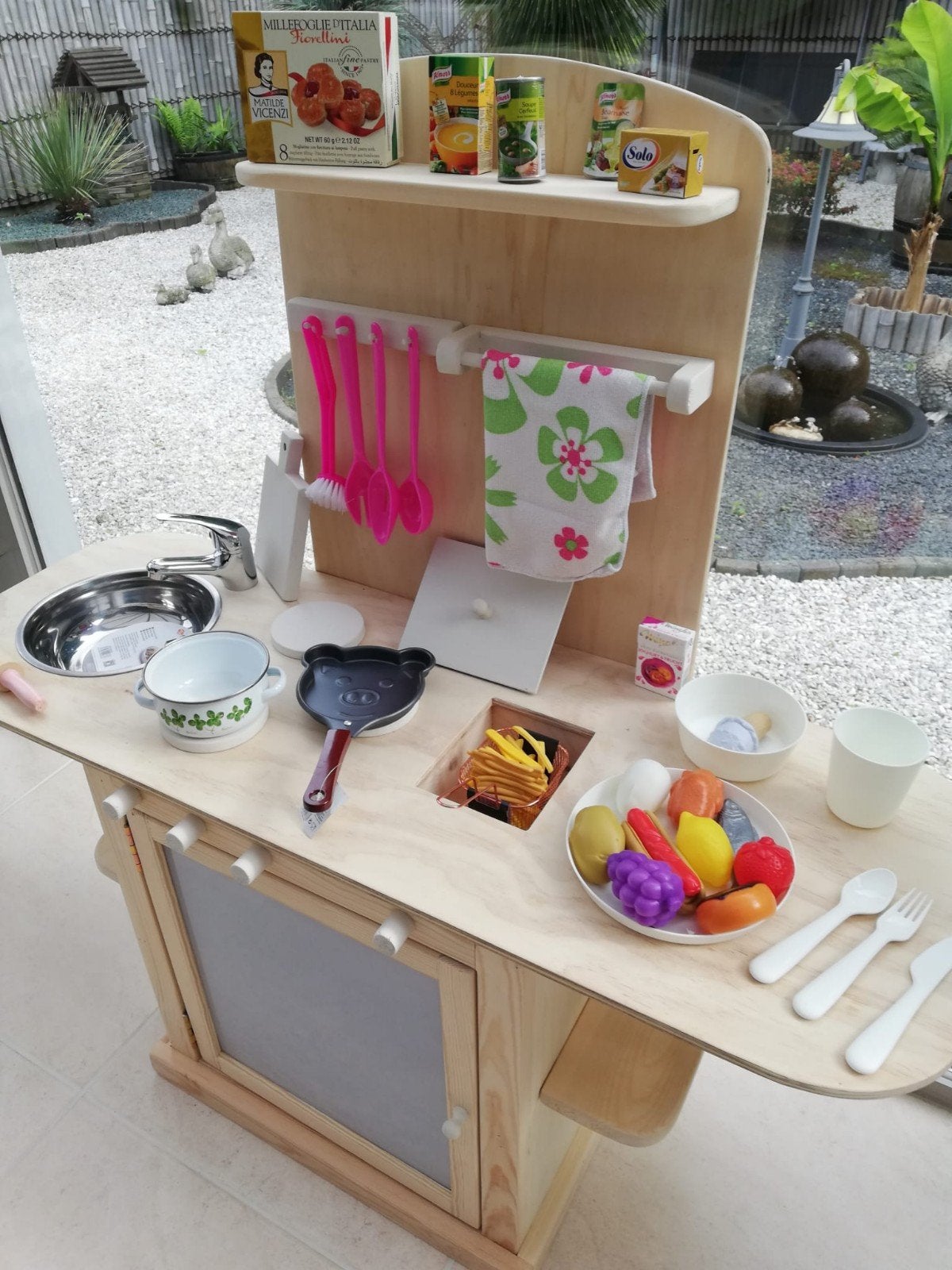 Nieuwe grote houten speelkeuken incl toeb en inox kraan120€, Enlèvement, Neuf
