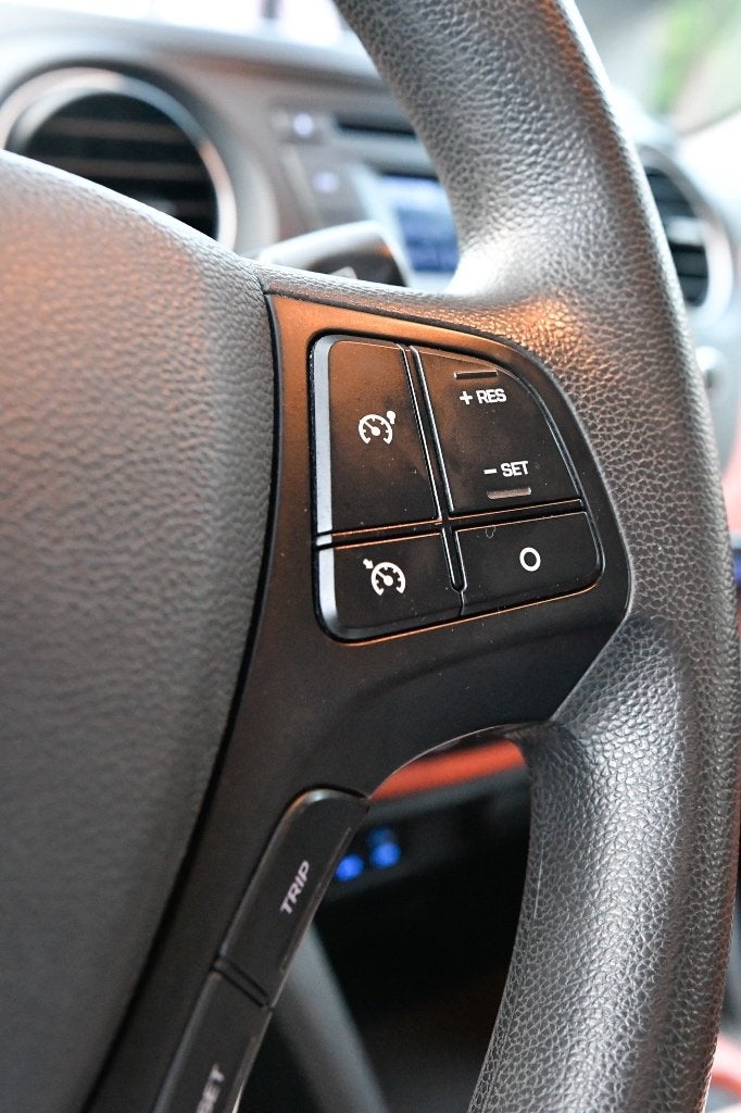 Hyundai i10 1.0i *AC*Cruise*, Euro 5, Entreprise, Boîte manuelle, Entretenue par le concessionnaire